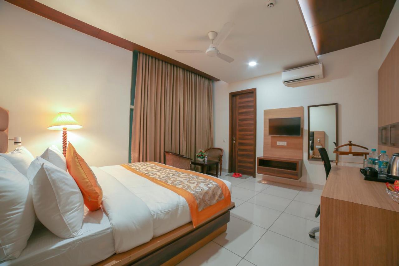 Hotel Grand Regency By Jmd Group Near Delhi Igi Airport نيودلهي المظهر الخارجي الصورة